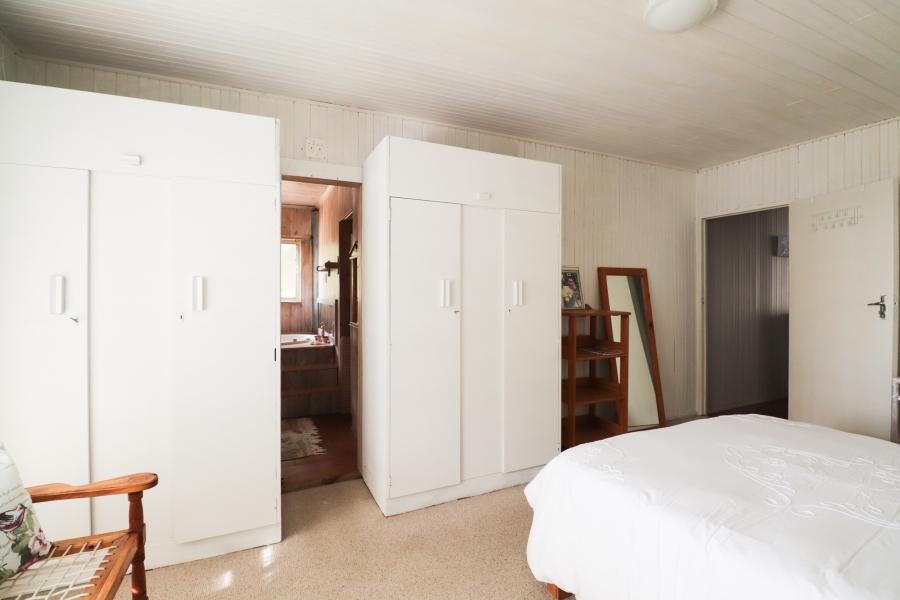 4 Bedroom Property for Sale in Stilbaai Wes Western Cape
